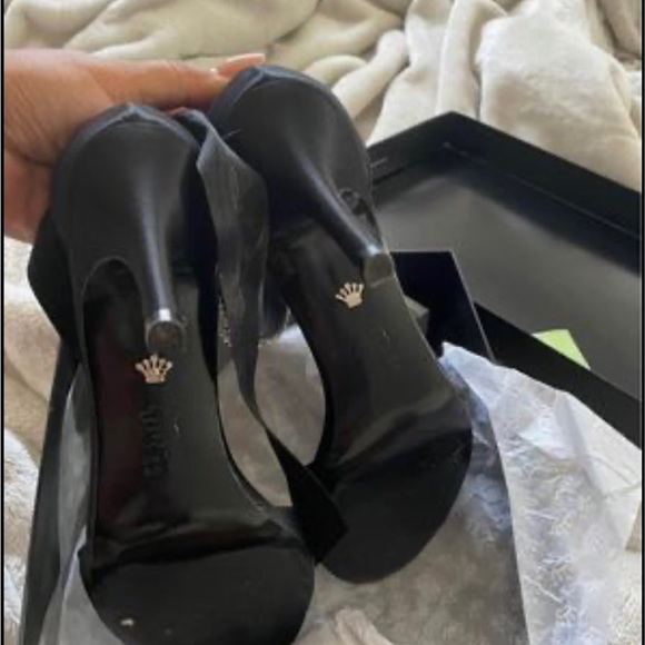 Macys Nina heels - Picture 2 of 3